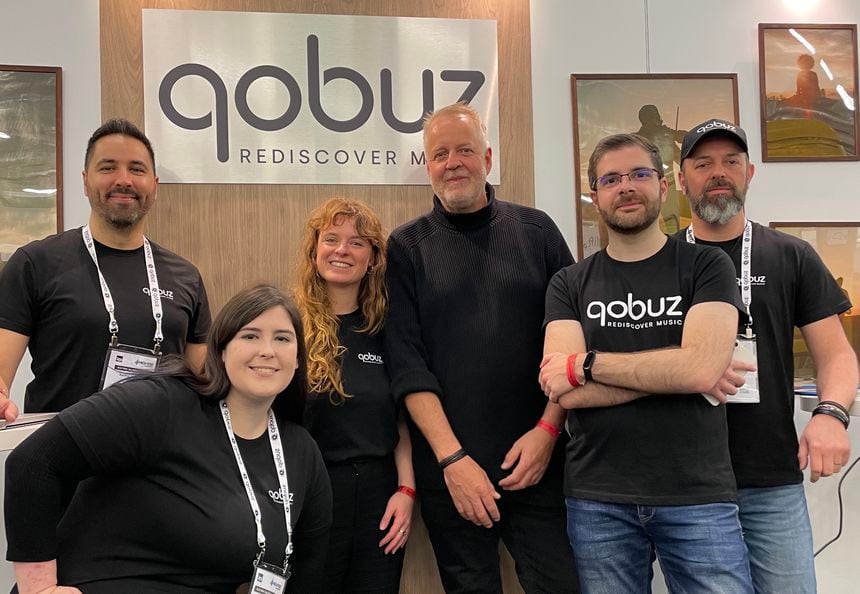 Das Qobuz-Team auf der HIGH END mit Wolfgang Haffner.